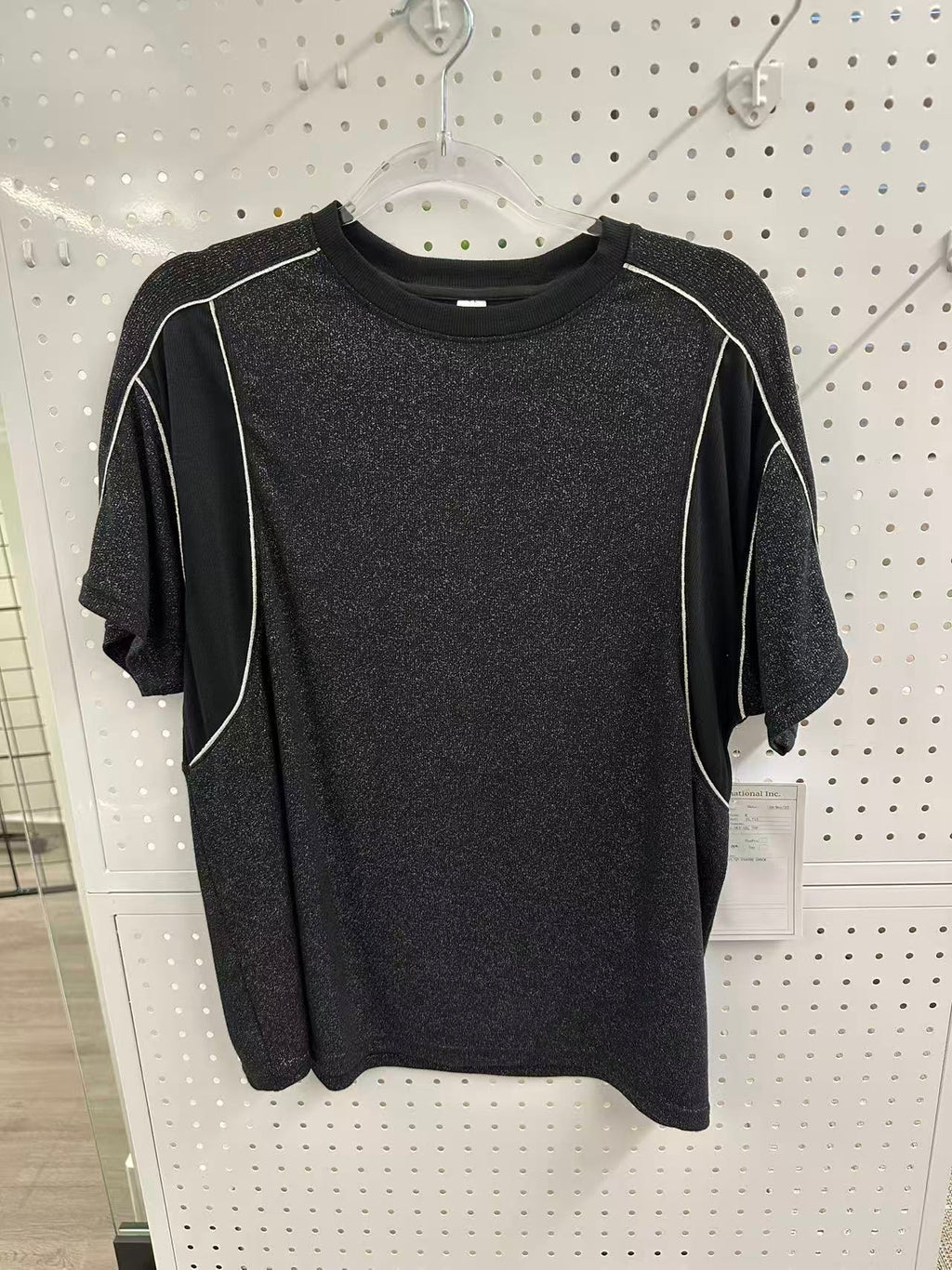 SUNEDGE Womens Shimmer Metallic Tee Sporty Contrast Piping with Mesh Side Panels 62/34/4