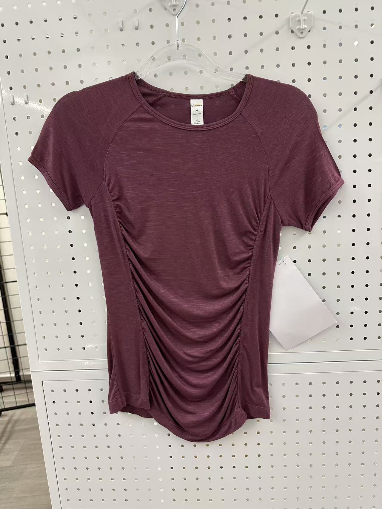 SUNEDGE Women's Ruched Activewear Tee Short Sleeve Slim Fit Yoga Top with Side Gathering 96/4