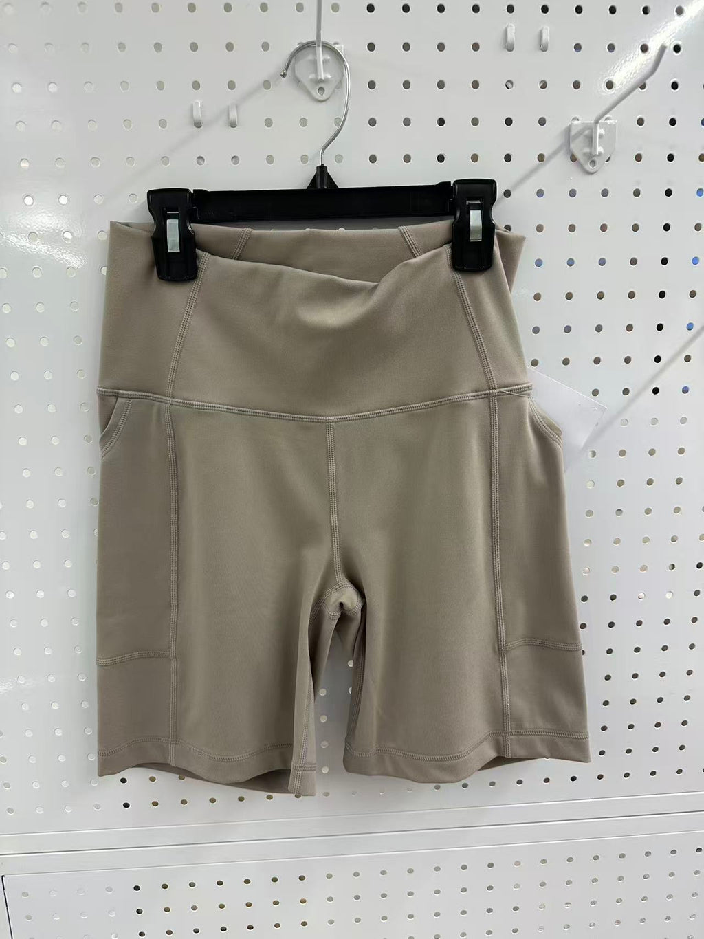 SUNEDGE Womens Workout Shorts with Pockets High Wasted for Gym Yoga 78/22